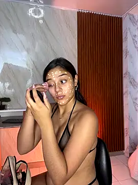 floriamANDjazmin online show from November 12, 7:12 pm