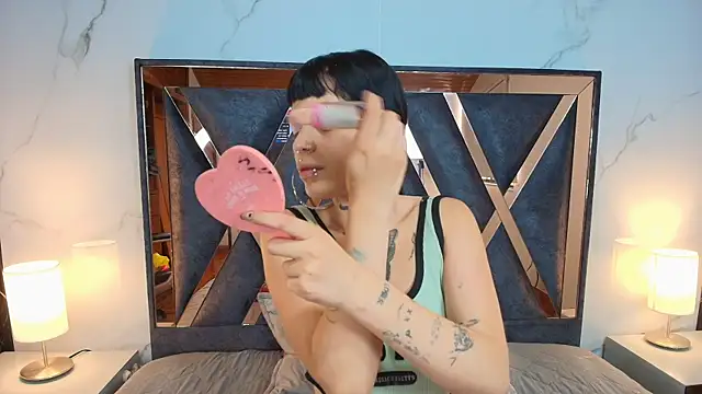 AuroraDiaz online show from April 28, 11:58 am