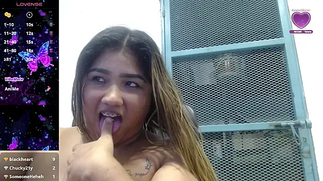 Snapshot of Gabycutee chatting on September 28, 10:48 pm Gabycutee online show from September 28, 10:48 pm