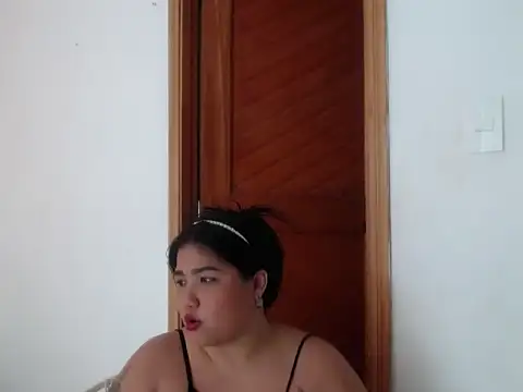 Gabycutee online show from February 4, 7:50 pm