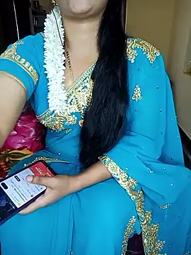 Snapshot of yourtamilcouple chatting on September 18, 4:44 am yourtamilcouple online show from September 18, 4:44 am