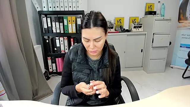 Snapshot of kilenyapatrice chatting on October 13, 10:51 am kilenyapatrice online show from October 13, 10:51 am