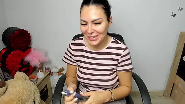 kilenyapatrice online show from April 25, 10:51 am