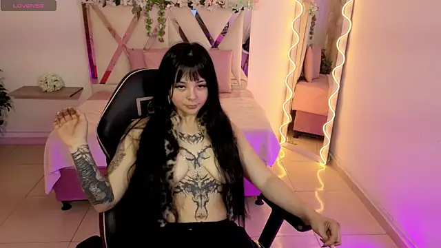 hina tay online show from April 26, 3:26 am