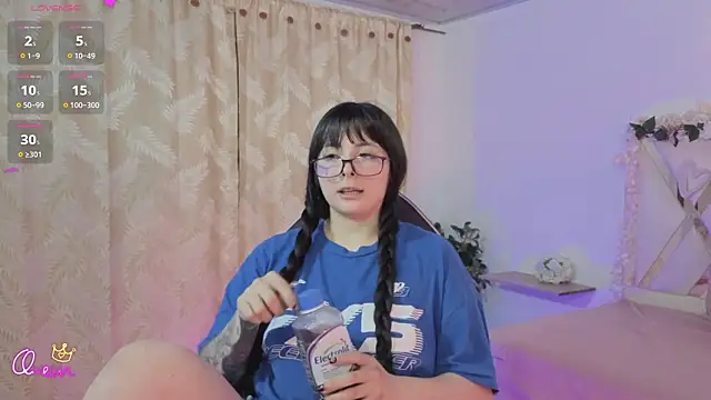 hina tay online show from February 13, 3:19 am