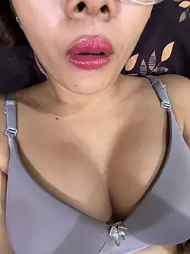 Shikha 49 online show from April 24, 6:22 pm