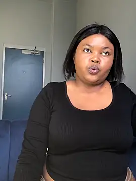 Curveysinaa online show from March 12, 1:25 pm