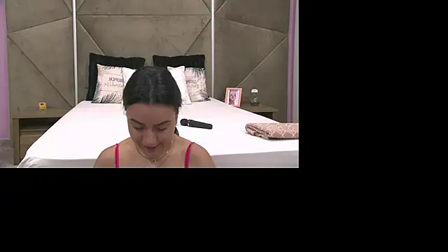 Snapshot of ElyzaIbarra chatting on September 29, 5:56 am ElyzaIbarra online show from September 29, 5:56 am