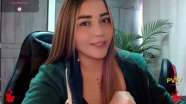 Lucia star   online show from February 9, 6:10 pm