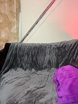 sweetdam12 online show from April 21, 9:00 pm