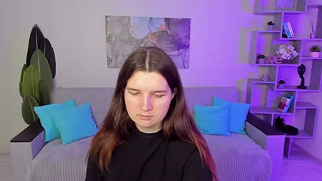 BonneyLove online show from September 9, 5:35 pm