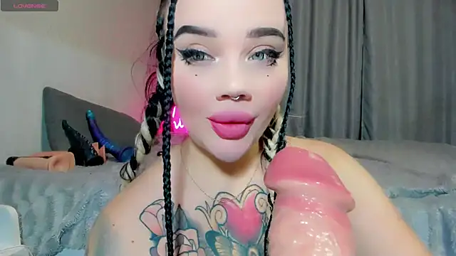 Snapshot of Aira_vi chatting on September 22, 2:04 pm Aira vi online show from September 22, 2:04 pm