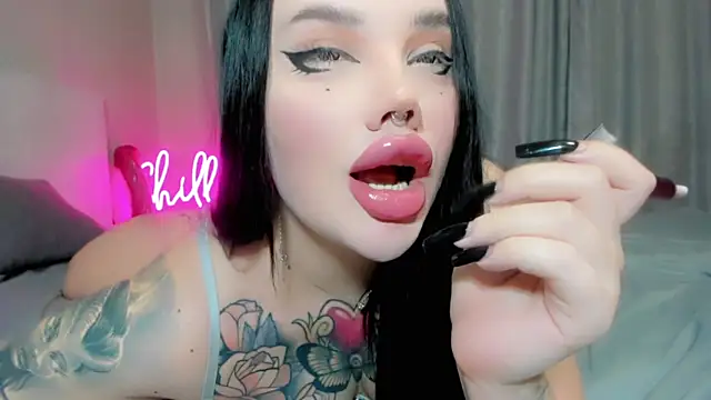 Aira vi online show from April 16, 8:52 pm