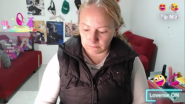 emperabigbootybigass online show from October 28, 12:22 pm