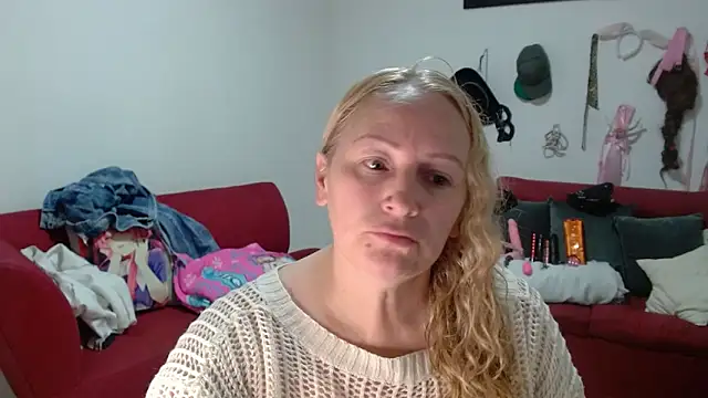 emperabigbootybigass online show from March 4, 12:34 pm