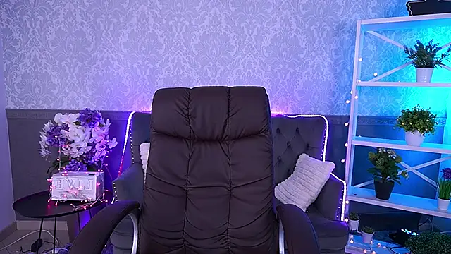 EmilySunshineS online show from December 1, 7:45 am