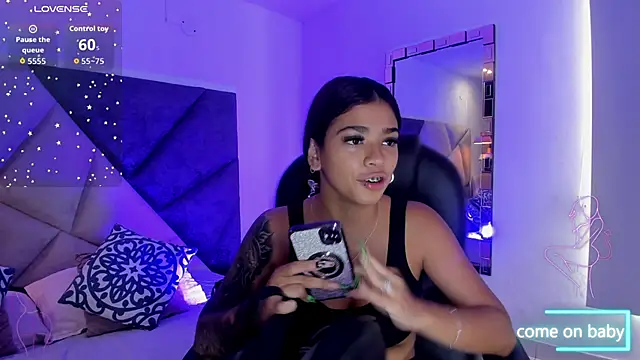 GiaFu online show from October 22, 12:10 pm