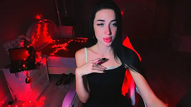 Snapshot of lovely_desire chatting on October 3, 2:33 pm lovely desire online show from October 3, 2:33 pm