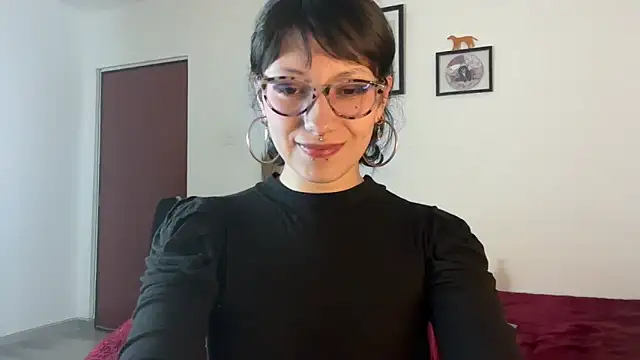 Snapshot of cataline_de_aragaon chatting on September 28, 7:52 pm cataline de aragaon online show from September 28, 7:52 pm