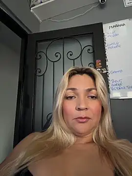 MalorySweet online show from April 18, 11:56 am