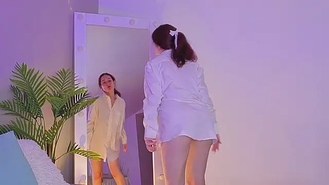 L1ittle kitty  online show from March 4, 6:31 am