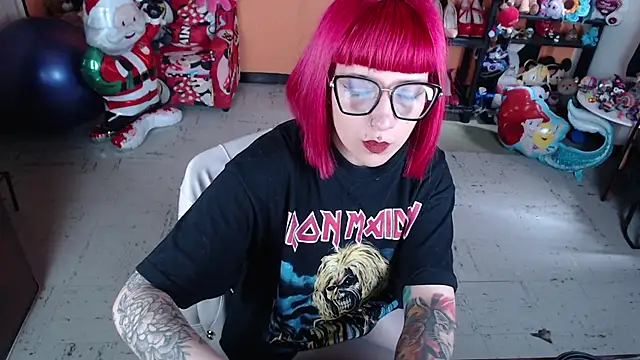 MissMiia2 online show from December 3, 2:52 pm