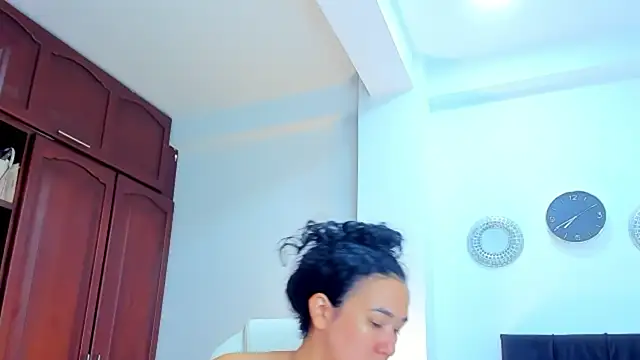 kathyajhonss online show from April 27, 12:41 am