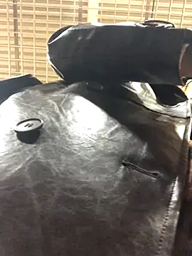 Diamond Bunny  online show from October 29, 3:47 pm