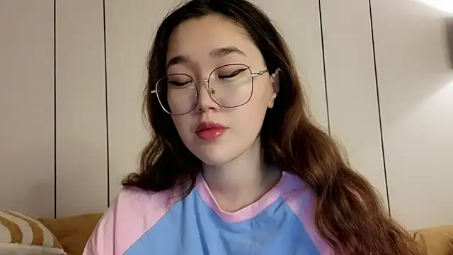 Jennatyan online show from June 6, 3:24 am