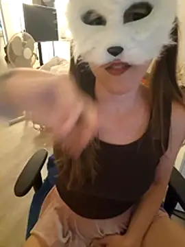 SexyLayla1 online show from April 25, 11:02 am