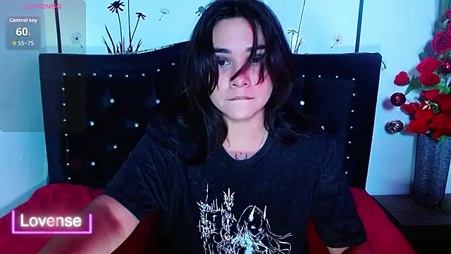 Lune Claire online show from February 14, 2:57 am