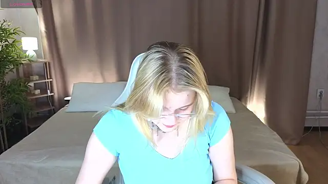 Colleen Blake online show from April 27, 4:59 pm