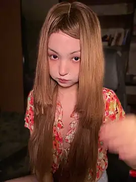 lalallalalaa- online show from April 14, 2:28 pm