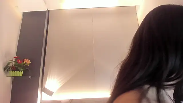 Scarlett  Fox   online show from April 29, 11:46 am