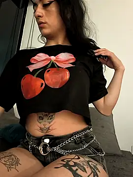 Lila Desiree online show from March 16, 12:24 am