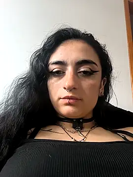 Lila Desiree online show from April 25, 4:15 pm