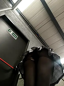 Lila Desiree online show from April 27, 3:42 pm