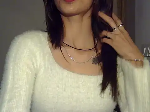 MAAYRA 09 online show from December 4, 2:25 am