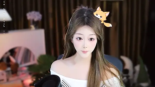 Arwyn-rr online show from April 27, 1:19 pm