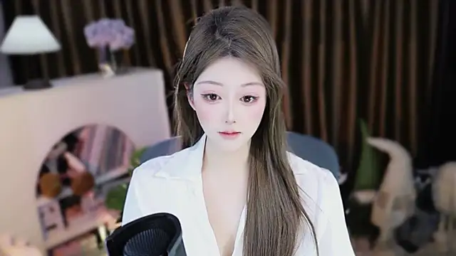 Arwyn-rr online show from March 17, 1:04 pm