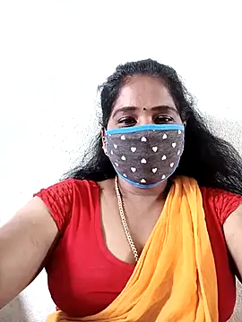 Snapshot of MaaliiiPonuTamil chatting on October 20, 7:44 am MaaliiiPonuTamil online show from October 20, 7:44 am