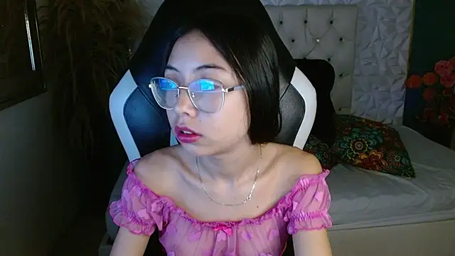 Snapshot of NathaliaSweet_11 chatting on September 16, 2:14 pm NathaliaSweet 11 online show from September 16, 2:14 pm