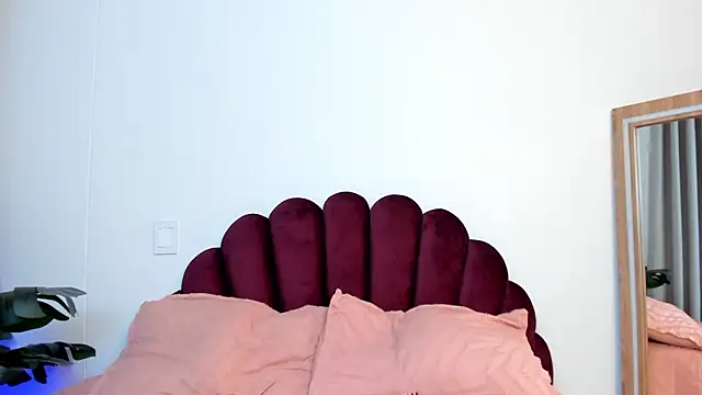 SweetGirl       online show from February 12, 10:28 am