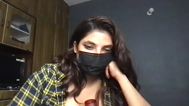 callmeshreya online show from April 23, 12:29 pm