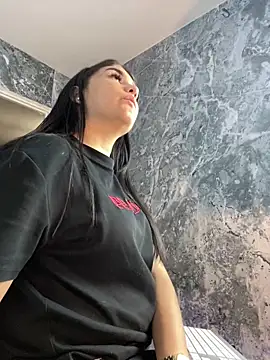 Belliinda 21 online show from April 22, 7:11 pm