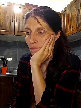 Lenchen  online show from April 1, 7:55 pm