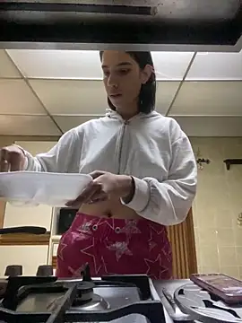 Praga Pink online show from April 19, 2:55 am