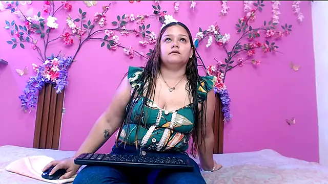 Snapshot of analintimacy18 chatting on September 20, 7:23 pm analintimacy18 online show from September 20, 7:23 pm
