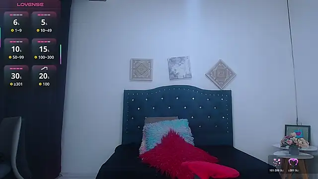 Emily F W online show from March 10, 10:58 pm