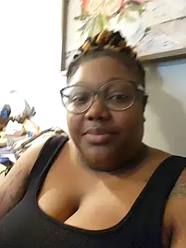 XcandyappleXXX online show from April 22, 7:11 pm